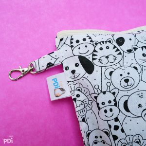 Porta Feno Animais Branco e Preto para Roedores